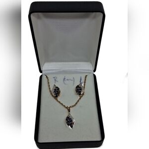 Vintage Gold-Plated Marquise Sapphire Cluster Pendant & Stud Earring Set